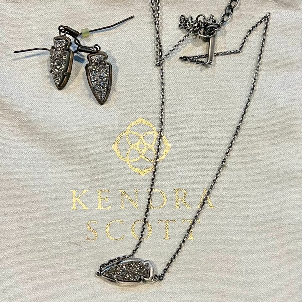 Kendra Scott Drusy Arrowhead Earring & Necklace Set
